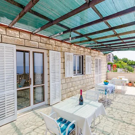 Nikola 2* Dubrovnik